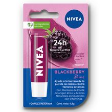 Protector labial humectante NIVEA Blackberry Shine para todo tipo de piel x 4,8 grs