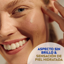 Protector solar facial NIVEA SUN Invisible Daily Fluid Para todo tipo de piel x 40 ml