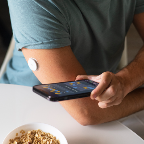 Medición y monitoreo con glucómetros y sensores de glucosa
